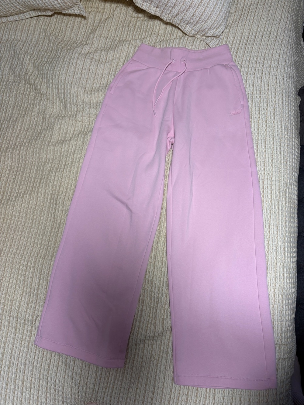 LSKD Go-To Script Wide Leg Track Pant - Marshmallow